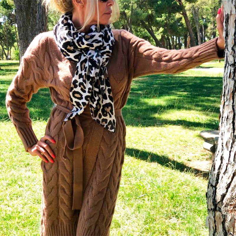 bufanda-de-leopardo-beige-y-marrón-de-julunggul