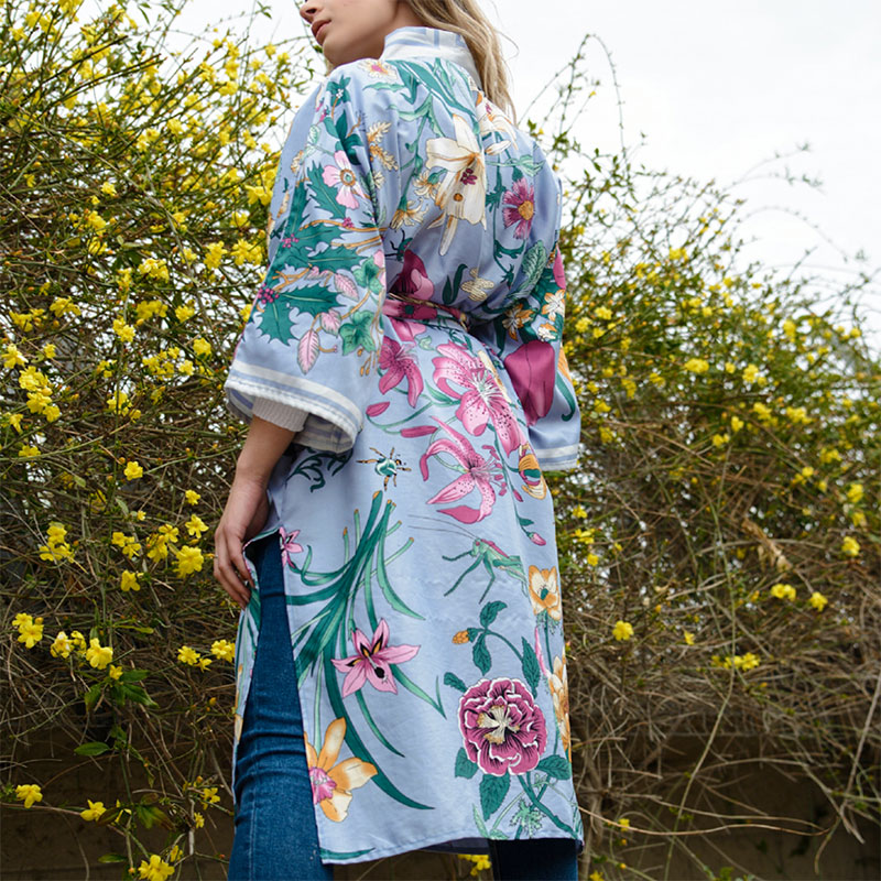 kimonos-semi-seda-pañuelosazul-flores-julunggul