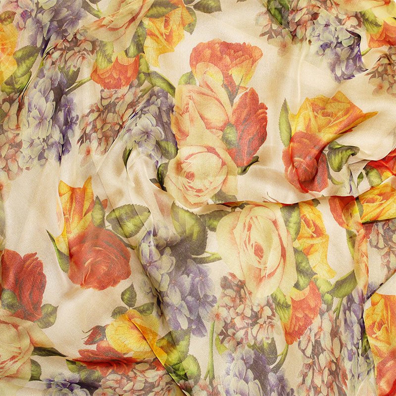 fular-de-seda-reversible-Flores-beige-de-julunggul